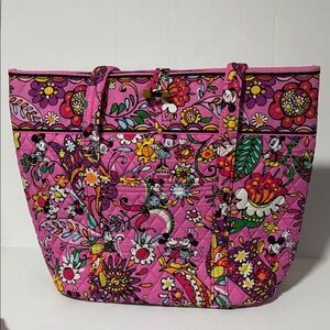 Vera Bradley…. Just mousing around retired large tote. NWOT.